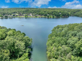 Lakefront Getaway